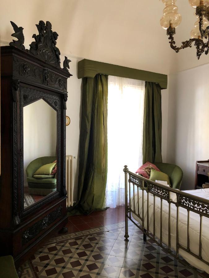 La Casa Sulla Piazza Διαμέρισμα Έννα Εξωτερικό φωτογραφία