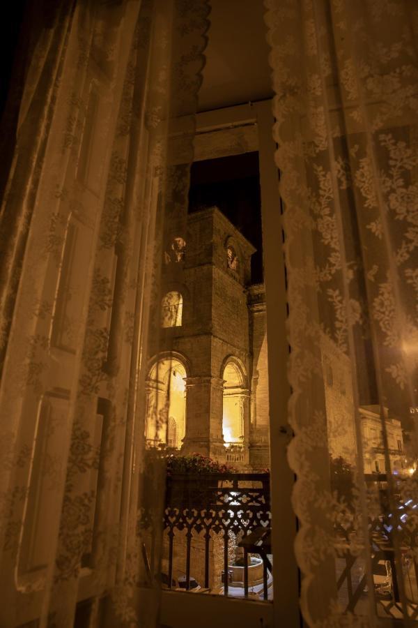 La Casa Sulla Piazza Διαμέρισμα Έννα Εξωτερικό φωτογραφία
