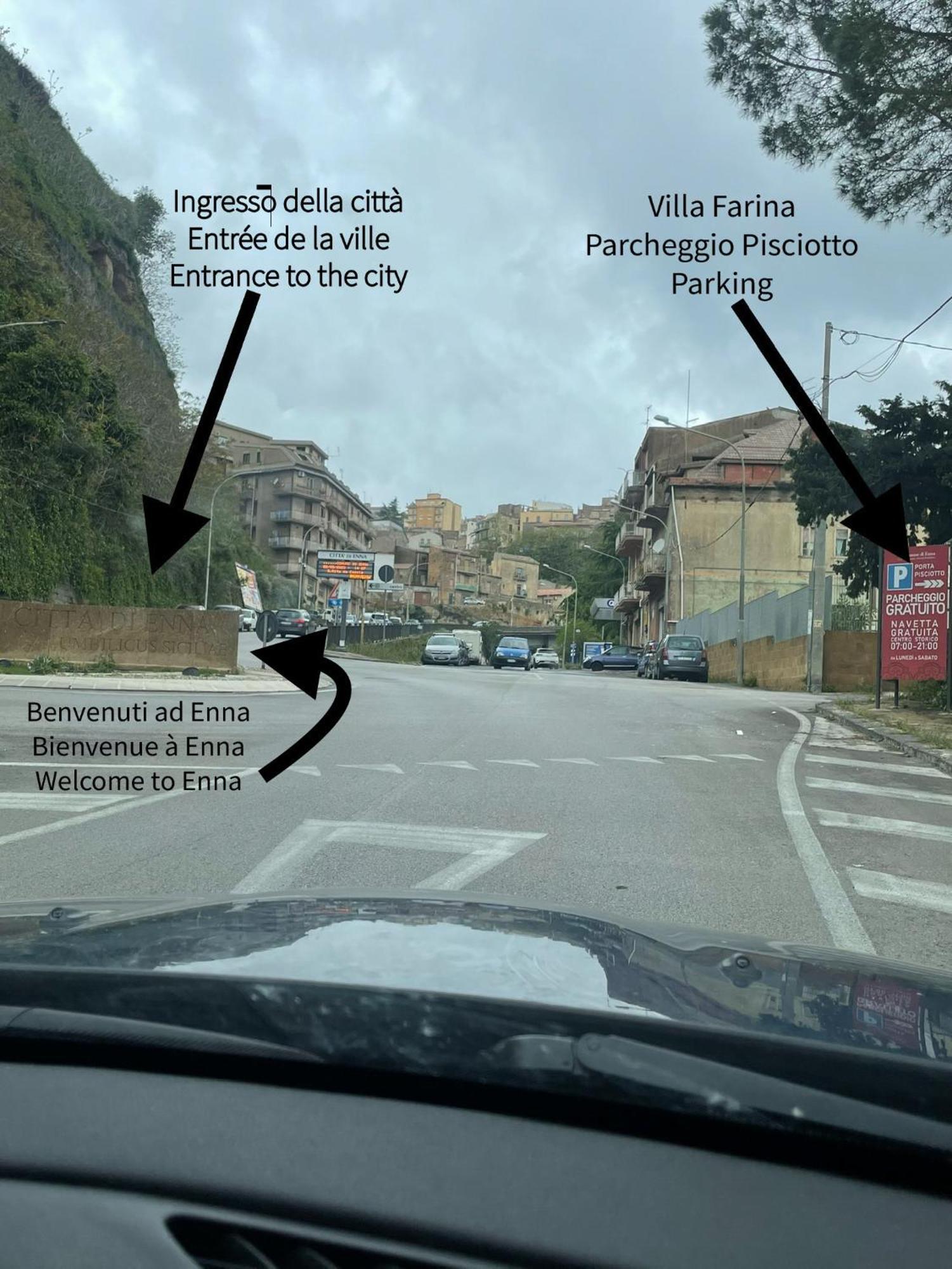 La Casa Sulla Piazza Διαμέρισμα Έννα Εξωτερικό φωτογραφία